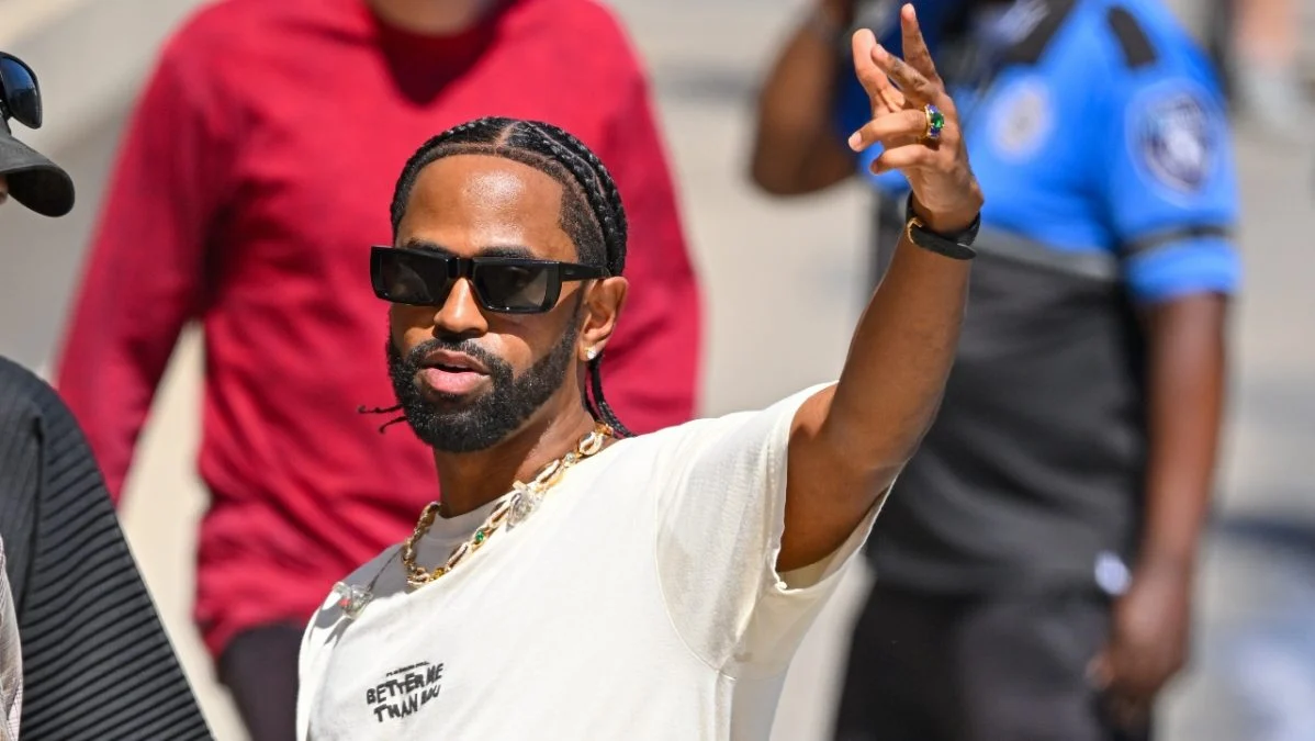 Big SEAN SIGNS UNDER NEW MANAGEMENT: "I'M Just So Excited,"